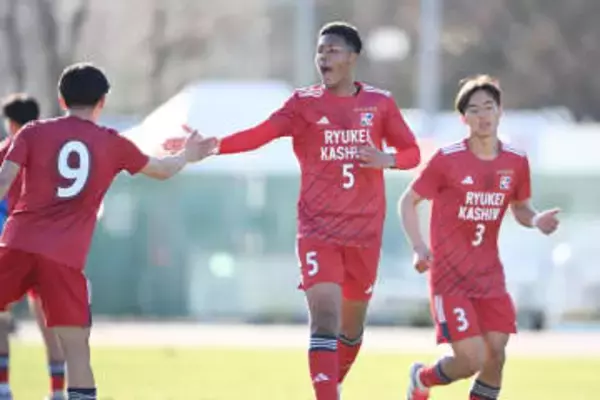 流経大柏がベスト4進出　大津に2-1逆転勝利…"東西プレミア対決"を制して国立へ