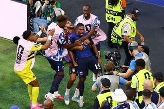 日本ファン衝撃「朝からでかい声出た」　W初出場の小国が大健闘「ジャイキリ起きるか！？」