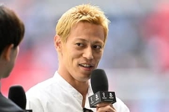 本田圭佑の“当日号令”で豪華メンバーが集結　内田篤人ら日本代表OBの闘志に反響「共演は熱い」