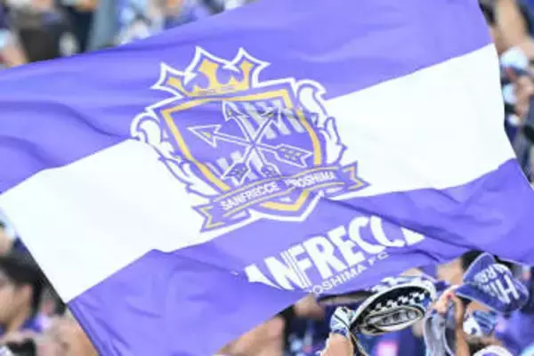 J1広島が新ユニフォームを発表　ルヴァンVで星が5個の特別デザインに…アウェーは変更なし