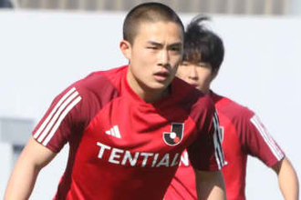 17歳で鹿島とプロ契約も「何も始まらない」　芽生えた自覚…上田綺世に「続かないといけない」