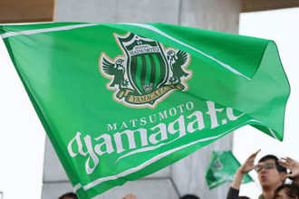 緑×黒のツートンを採用「斬新でかっこいい」　コンセプトは「鍛造」…銀色アクセントで「思い切った」