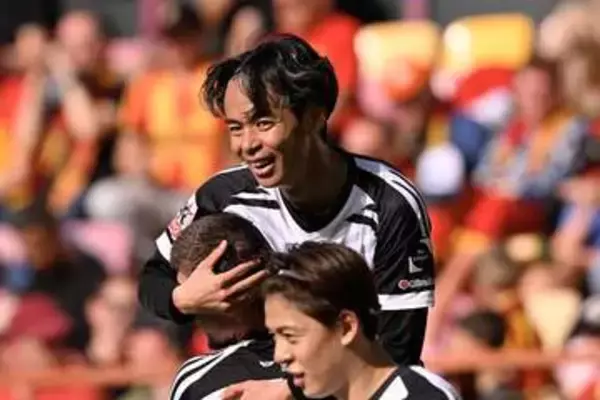 欧州で今季9G目「日本代表で見たい」　豪快なダイレクトボレー弾が「ビューティフル」