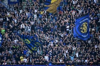 昨季王者ユニは「風格が倍増」　胸部には「優勝の証」…研究家が力説する"醍醐味"