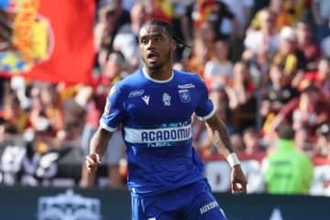 元日本代表FWがJ復帰決定「本当にきた！」　欧州で2度の2桁ゴール…ファン期待「風格も違うな」