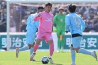 背番号8から8へ…「メンバー豪華」　柿谷曜一朗が引退試合で1G1Aも「やばない？」