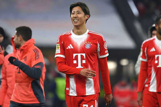 日本人に駆け寄り…バイエルンが「めちゃ熱い」　8か月ぶりの復帰「代表でも見たい」