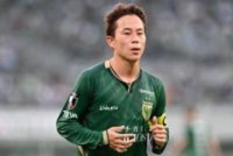 「移籍報道に終止符」J1クラブ主将が契約更新　生え抜き25歳…残留に歓喜「泣きそう」