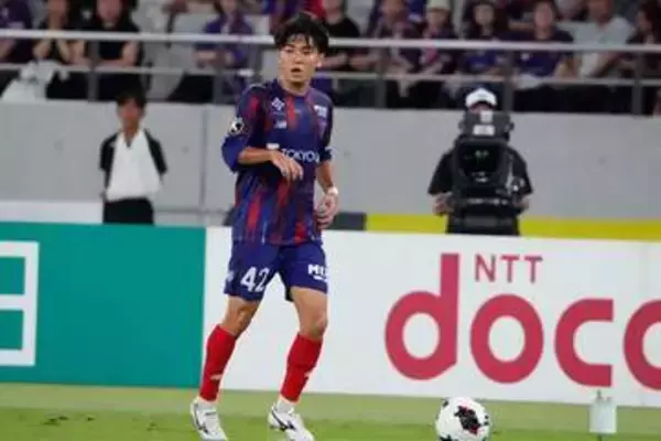 FC東京にアクシデント　DF橋本健人が足裏タックルで一発レッド…前半で数的不利の展開に