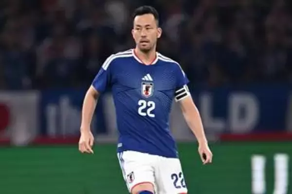 吉田麻也、途中交代で花道　アイスランド代表も異例の対応…ファン総立ちで拍手喝采