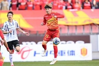 結婚発表→5戦5発で「月間MVP最有力」　得点ランクトップタイ浮上に反響「こんなに上手いとは」