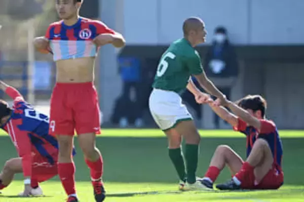 座り込む親友に…差し伸べた手「頑張って」　熱い抱擁で誓った優勝「山本のためにも」