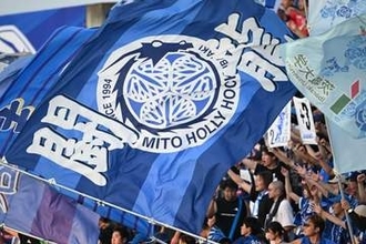 J1昇格クラブが南米名門から22歳MFを獲得　守備力に定評…キャリア初の海外挑戦