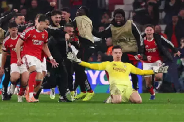 レアル相手にまさか…GKが衝撃ゴール「これはすごい」　CL最終節で奇跡「山岸じゃん」