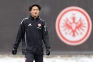 18歳日本人が圧巻の“空中ボレー”　J2→欧州へ電撃移籍…今季3点目をクラブ称賛「夢のゴール」