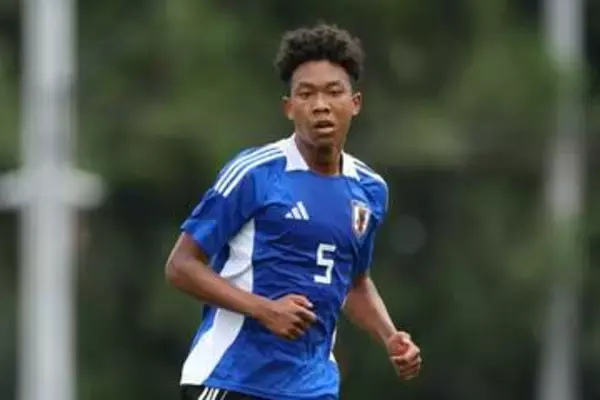 17歳逸材が「日本の救世主」　前回王者相手に…劇的な一撃に熱狂「諦めてたら終わり」
