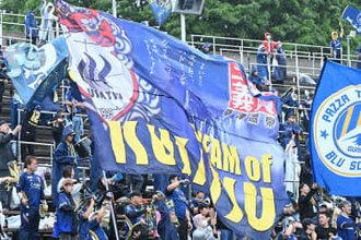 Jクラブ新ユニ「これまでとは一線を画す」　初登場のサプライヤーが手掛けた1着は「意気込みを感じる」