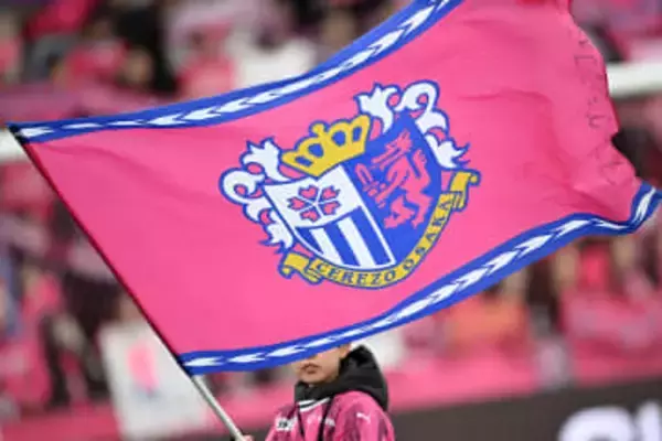 Jクラブが「すごいコラボしてる」　平成レトロを象徴…驚きの発表にファン興奮「これはやばい」