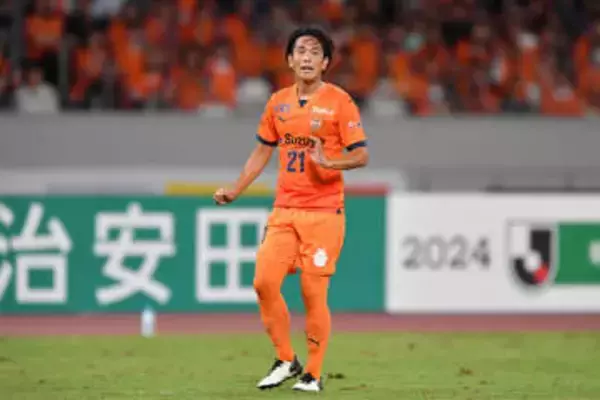 J1→J3移籍決定「ビックリなんだけど」　昨季30試合出場…31歳の加入にファン衝撃「過去最高クラス」