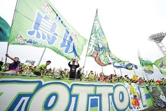 J3がJ1撃破「気持ち良すぎる」　勝負を決めた一撃…ニアぶち抜き弾が「とんでもなく鮮やか」