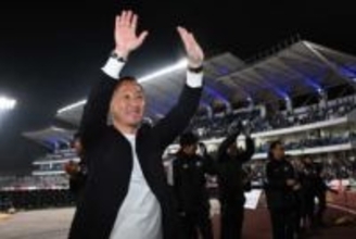 昇降格ないリーグ戦も「割と手堅いサッカーに」　黒田監督が重要視する「目の前の一勝」