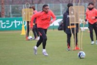 浦和監督ニヤリ「あり得ないとは言いません」　加入わずか5日で…元日本代表を起用も