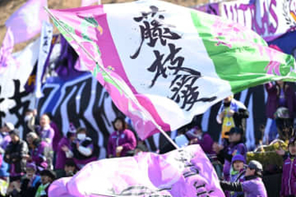 Jクラブ特別ユニに「新しい風」　研究家注目…地元クリエイターが手掛け「新規ファン増えるのでは」