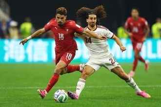 W杯スペイン戦で「初めて見た」　熱戦続ける選手の足元に驚き…FW日本代表の解説に「怖くないんかな？」