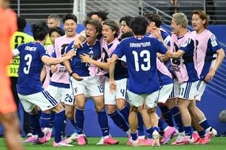日本代表の新グッズが「どこにもない」　1回400円…充実ラインナップ「ものすごく鎌田が欲しい」