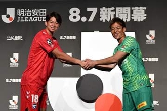 18歳→40歳に「やらせたんか」　22歳差の大先輩に…バットマンに反響「大物すぎる」