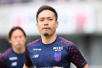 FC東京の長友佑都、右膝前十字靭帯損傷　G大阪戦で前半だけで交代…40歳の誕生日に悲劇