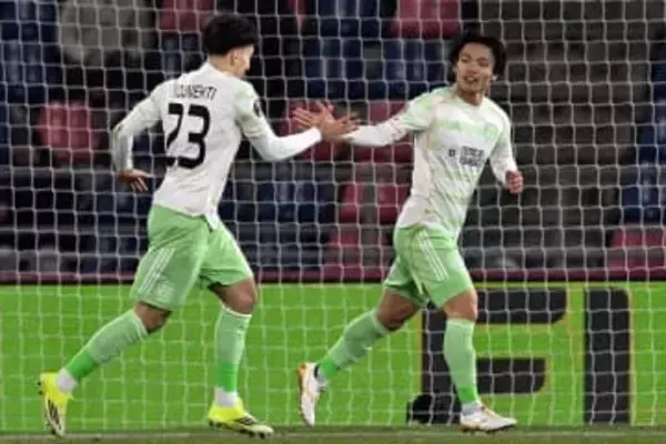 日本人→日本人の先制弾…欧州EL舞台で「痺れるわ」　無人ゴールへ「見事な流し込み」