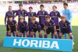 京都が新シーズンの背番号を発表　守護神が「1」に変更…新加入ブラジル人FWは「17」を着用