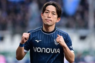 28歳日本人が「絶妙なスルーパス」　相手DF翻弄→お膳立て…現地注目「攻撃の起点」