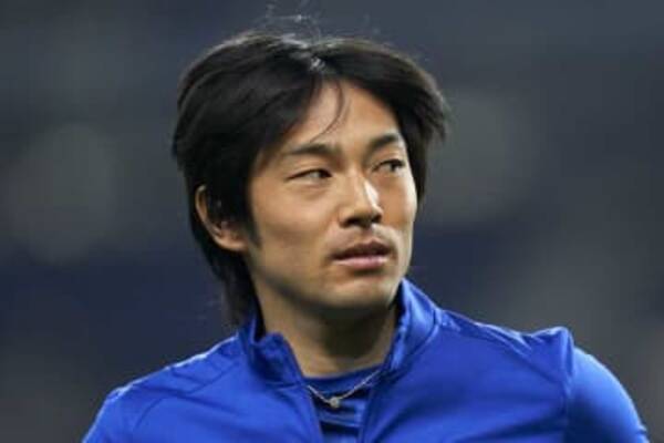 ボールに触れず退場 中島翔哉が 電光石火の一発レッド 足裏危険タックルに海外衝撃 母親は涙 22年9月18日 エキサイトニュース