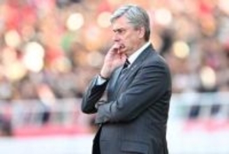 J1監督が電撃解任「このタイミング」　ファン激震…元日本代表が後任「まさかのここで」