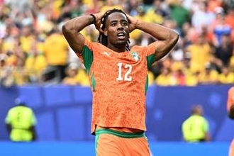 W杯デビューのワイ「クロスバーに阻まれる」　決定機で不発…ファン注目「日本で大人気」
