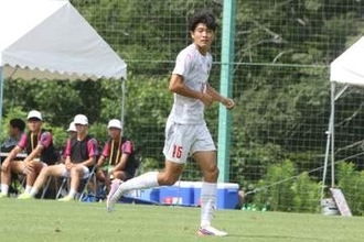 海外挑戦の声も→異例のJ2“長期契約”　逸材高校生DFの覚悟…欧州で直面した現実「全然勝てない」