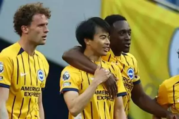 トーレス→マタ弾に激似…日本人ボレー弾にイングランド注目　プレミア公式が比較映像