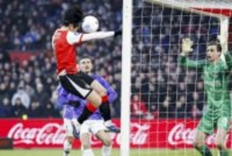 上田綺世の“驚愕の一撃”は「入っていた」　ファン・ペルシー監督が不満「判定に納得できない」