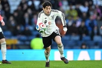 名門校初のW杯戦士「悲願」　異例の3度目で入学…恩師が目にした”別人の姿”「とんでもない」