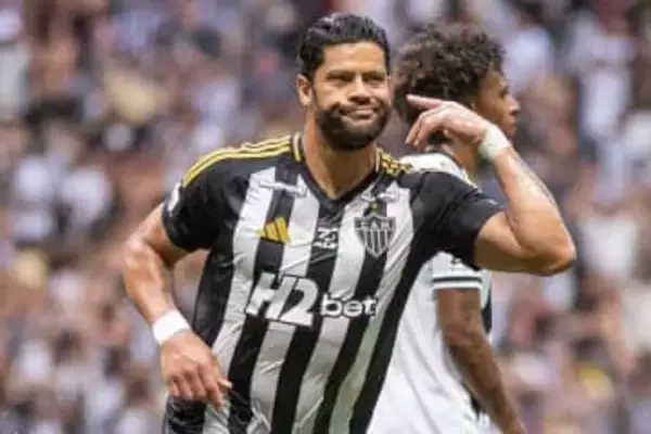 39歳元J助っ人「いつまで活躍するん？」　圧巻個人技弾…衰えぬプレーにファン脱帽「うますぎ」