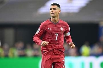 C・ロナウドが涙、W杯敗退に「後ろめたさはない」 スペインに0-1惜敗も「ベストを尽くした」