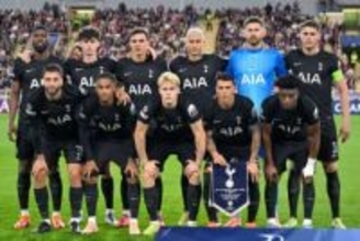 日本人所属のプレミア名門…今季ユニが「素敵なデザイン」　専門家絶賛「クラブ初かも」