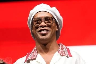 46歳ロナウジーニョの「魔法は健在だった」　衰えぬ技術…華麗技に熱狂「どこでも輝いている」