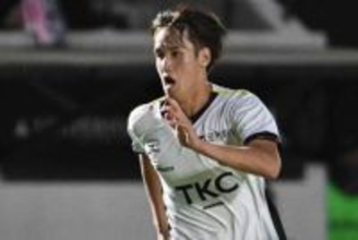 驚愕ミドルに「J1でもやれるんじゃ？」　圧巻2発…豪快な一撃が「スーパーゴール」