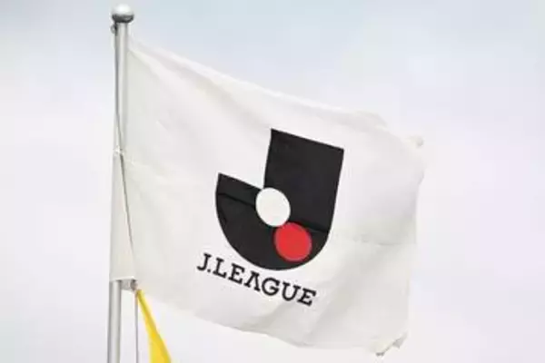 「大混戦のJ2・J3最新順位表…首位浮上も「真後ろがムキムキ」　降格組が「暫定2位じゃん」」の画像