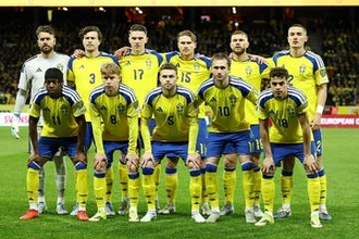 日本と同組スウェーデンの「守備も攻撃も崩壊」　親善試合の惨敗に現地悲鳴「迷走しショックを受けた