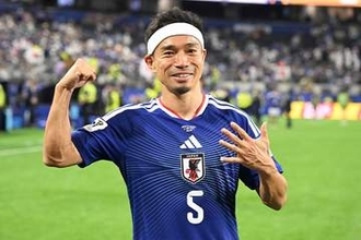 長友佑都の名言再び「マンマミーア」　途中出場で魂を注入…スウェーデン戦後の一問一答