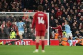 ゴール取消→一発退場に賛否…ハーランドも「同情」　レジェンド苦言「喜びが台無し」